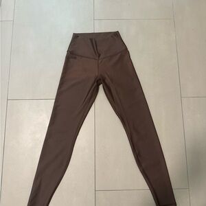 Brown High-Waisted Leggings